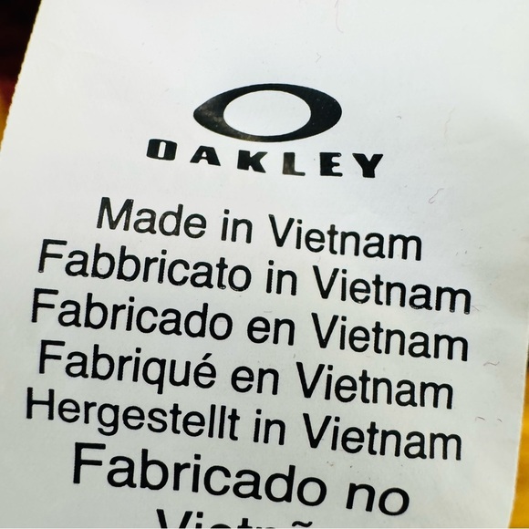 Oakley Red Plaid Casual Button Down Shirt - Picture 6 of 8